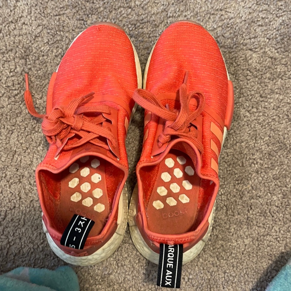 Adidas shoes for woman size 7